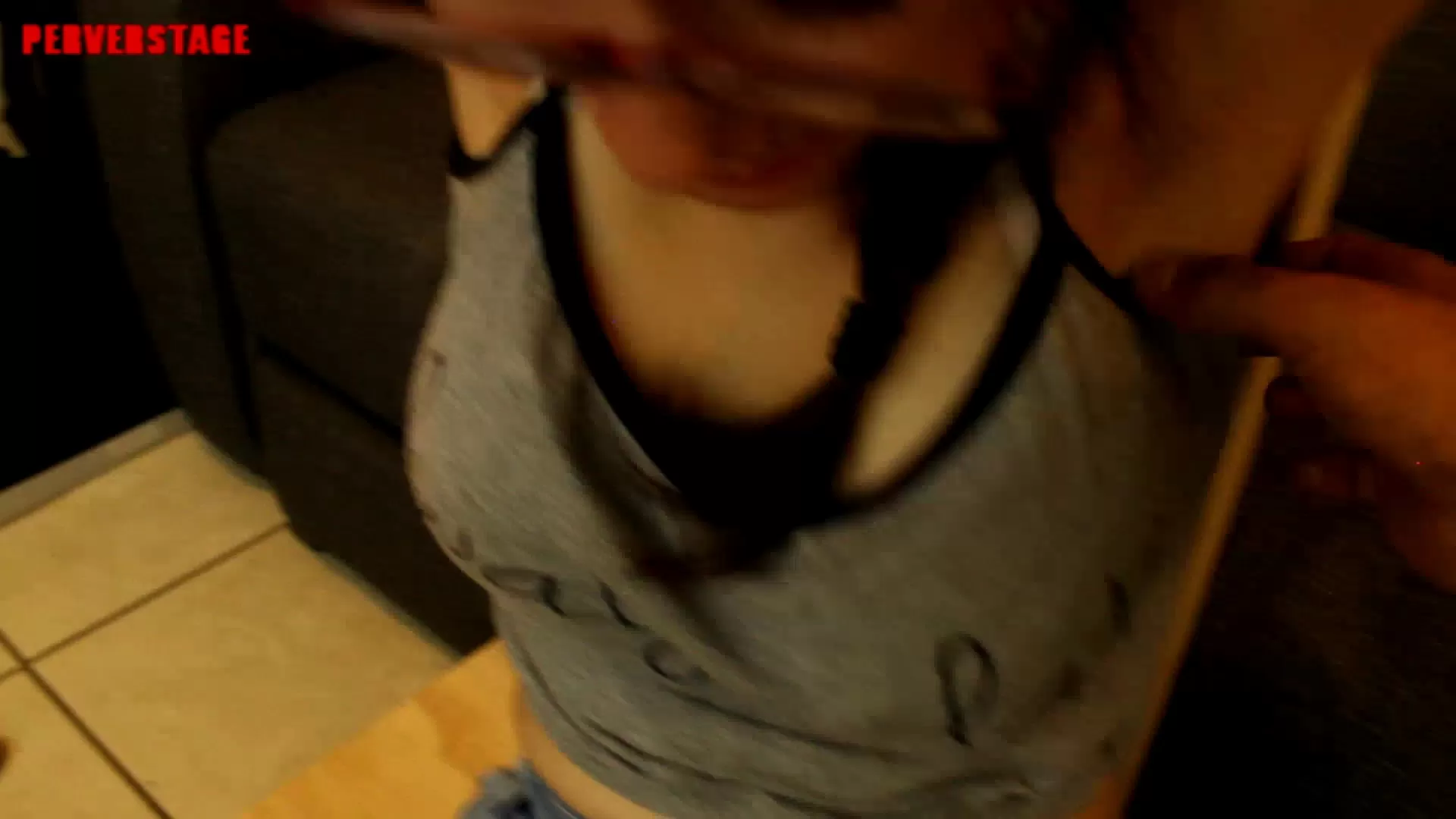 Perverstage - Small feet traped in the stock_7.webp