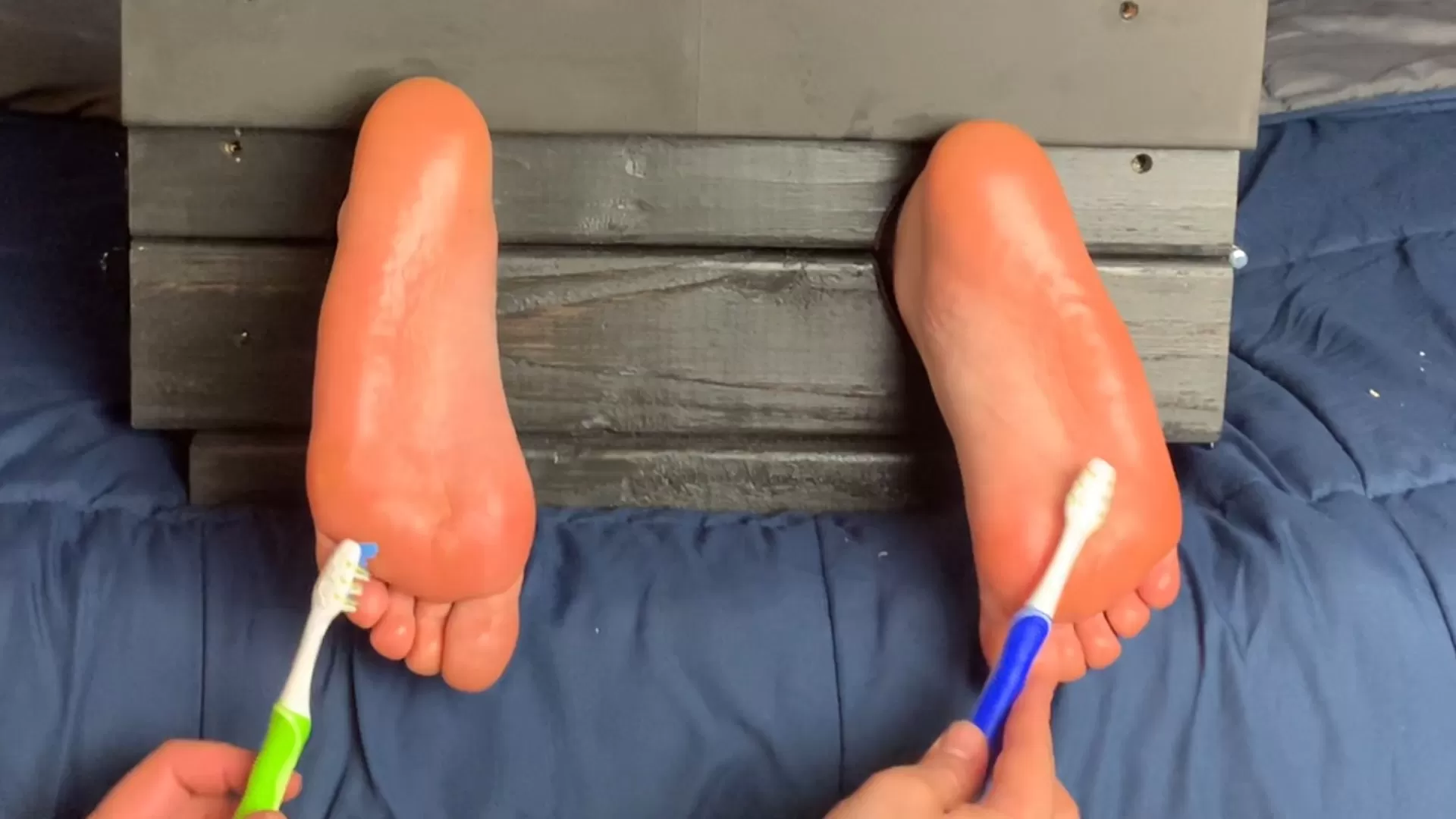 TheDevilsFootstool – Goddess Alex Toe-Tied and Tickled.mp4_snapshot_19.38.000.webp