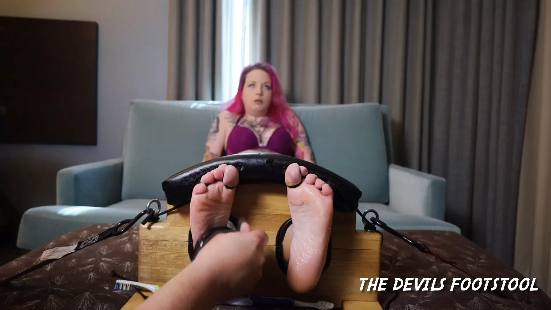 TheDevilsFootstool – Lady Lazarus Toe-Tied and Tickled.mp4_snapshot_08.11.666.webp